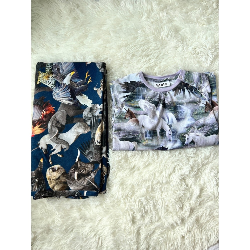 Molo baby onesie with molo blanket